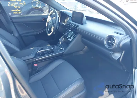 2024 Lexus Is 350 F Sport Design z USA, uszkodzony, nr VIN JTHBZ1B22R5080533